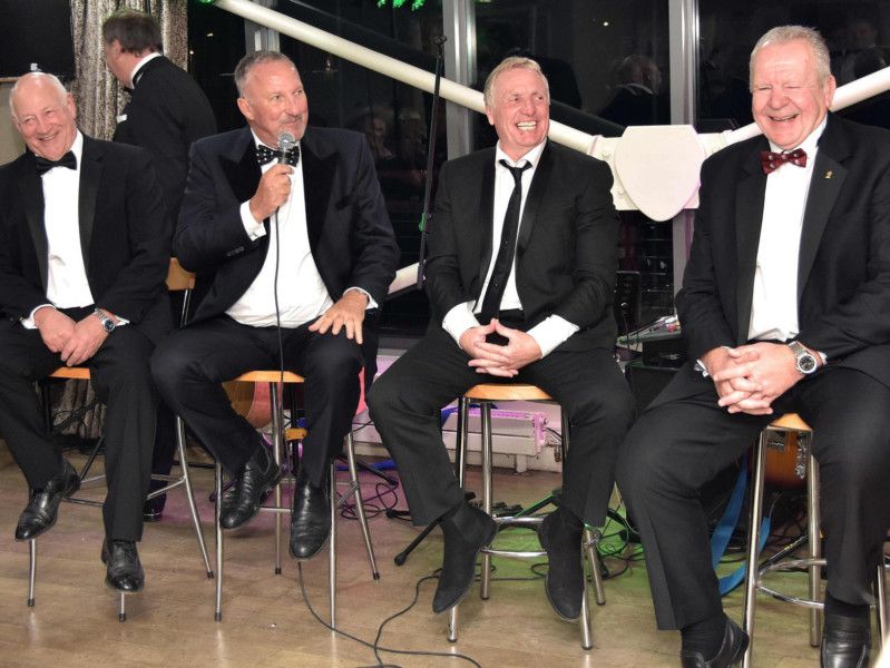 Sporting Sirs Bill Beaumont and Ian Botham reunited for special